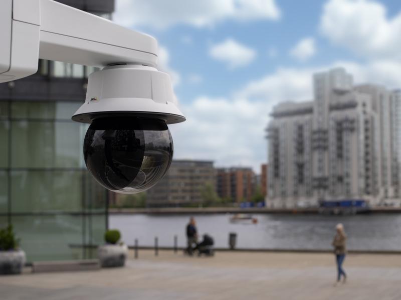 ライブストリーミング写楽庫SRK-4KPTZ 4k解像度の高精細カメラ